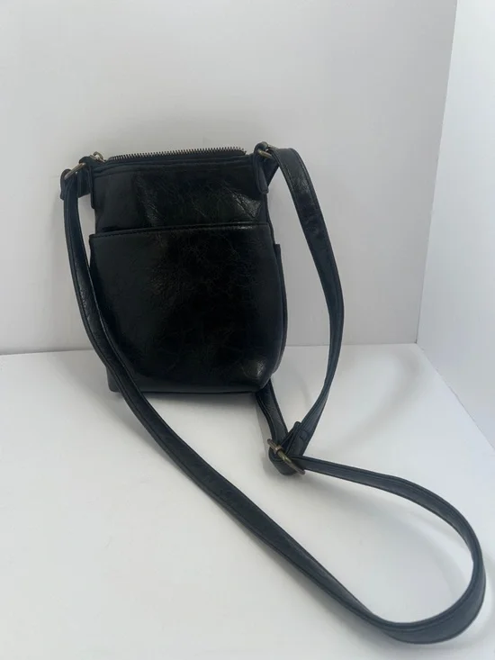 White Mountain Black Crossbody Bag with Gold Hardware - Picture 4 of 5